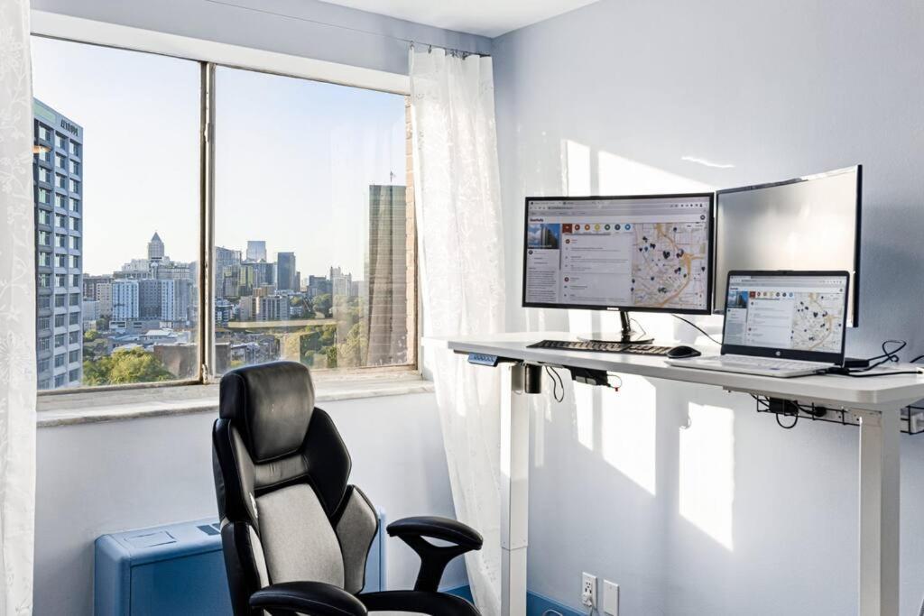 2208-Top Flr-Work/Game Sta-600 Mb-1 Free Park-King Атланта Экстерьер фото