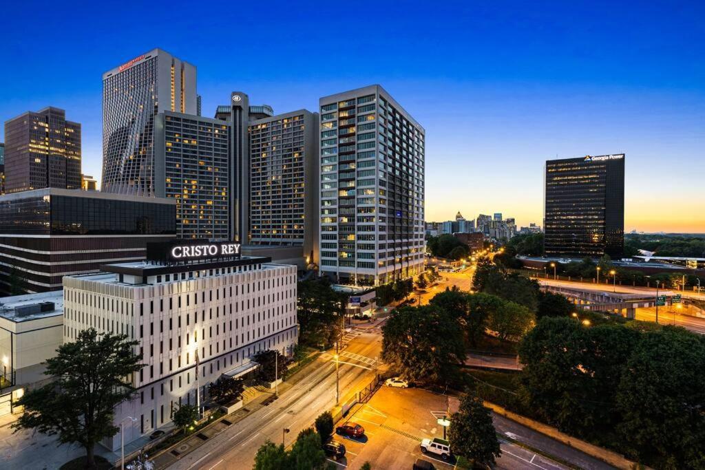 2208-Top Flr-Work/Game Sta-600 Mb-1 Free Park-King Атланта Экстерьер фото
